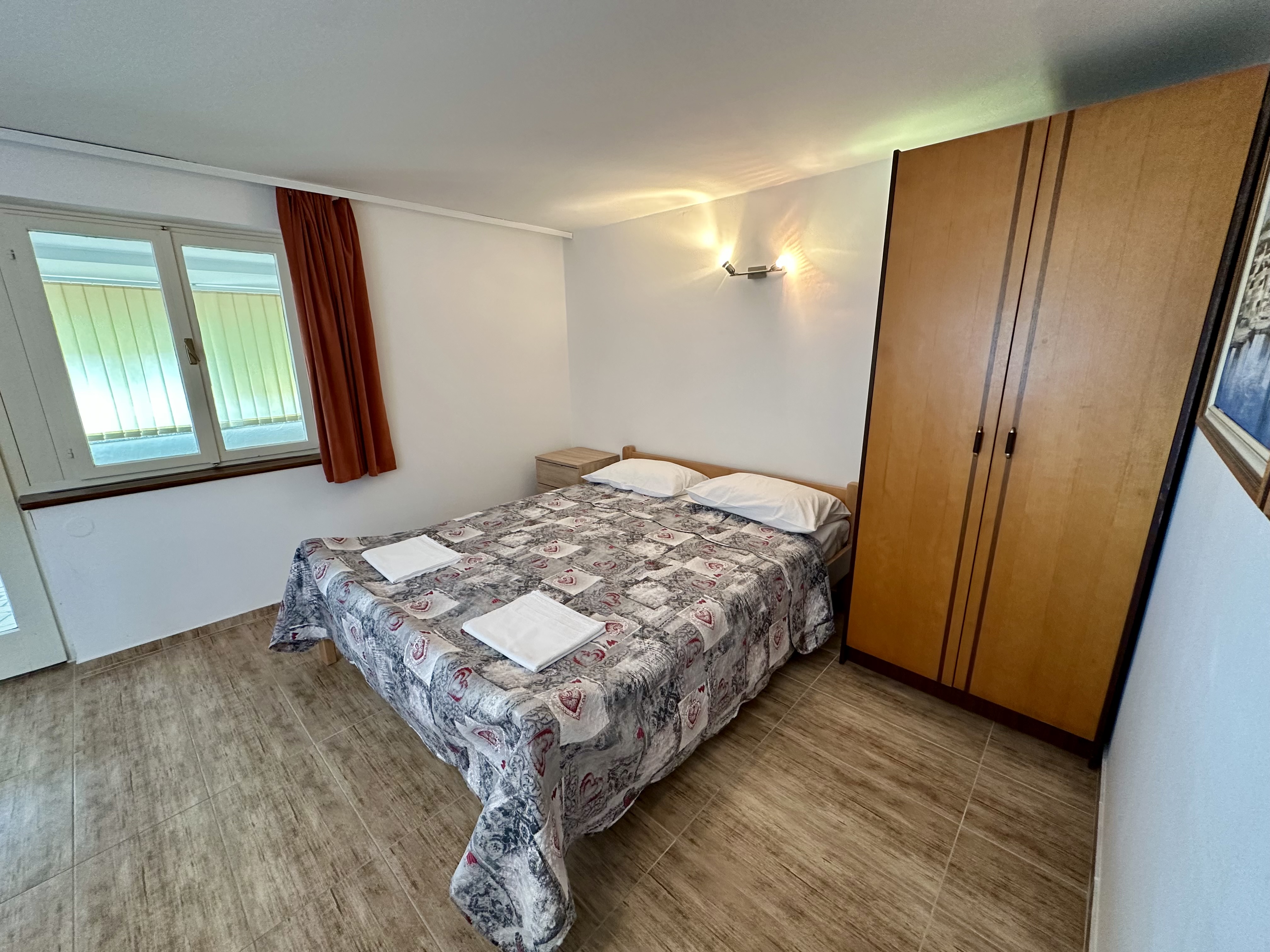 Apartman Car