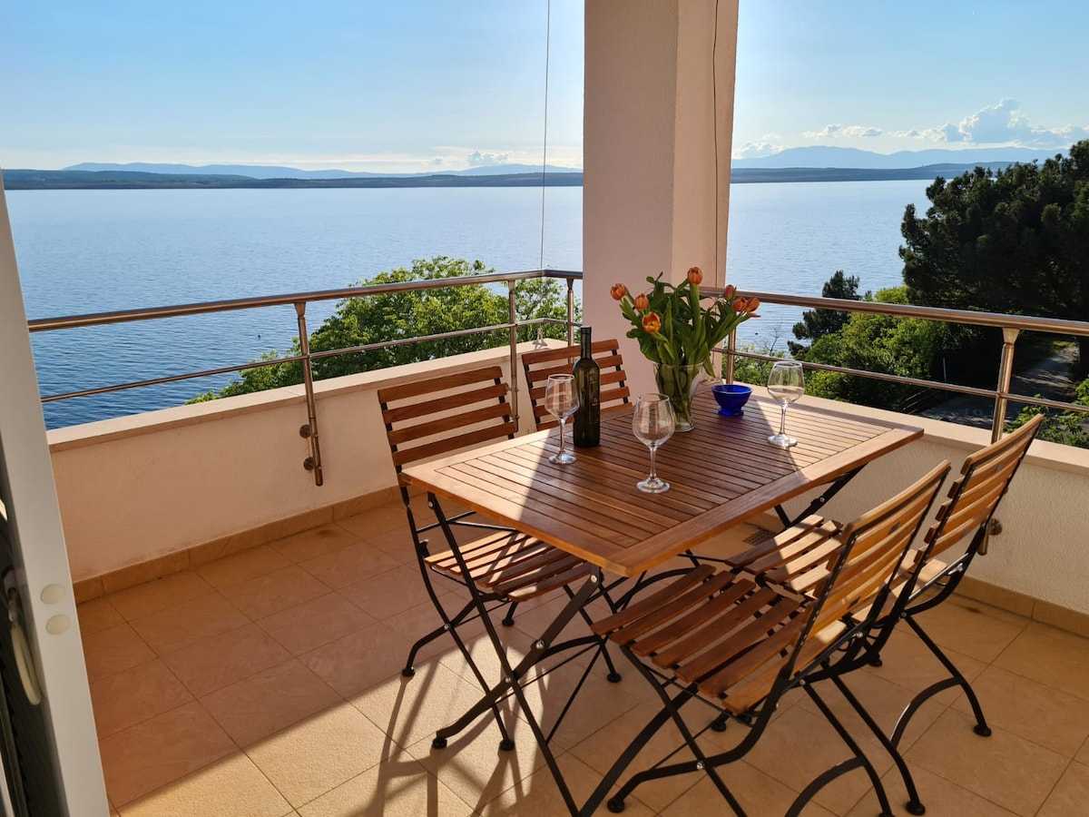 Apartment Golden View Dramalj