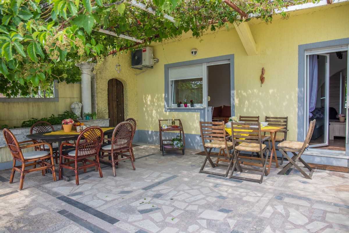 Apartman Buki-Geza · Apartment Buki-Geza