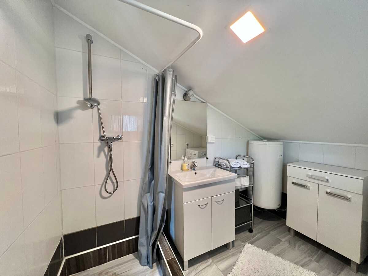 Apartman sa bazenom Milly