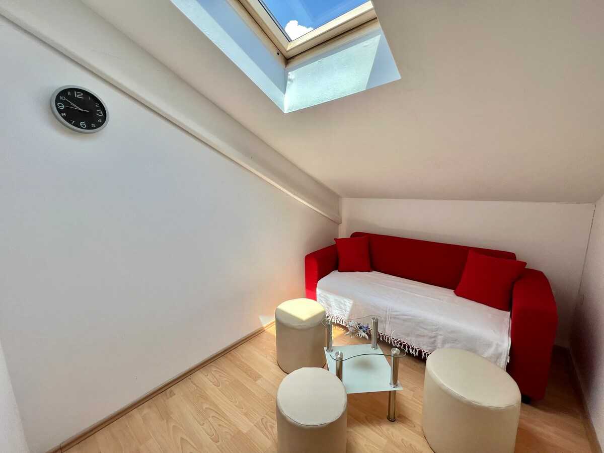 Apartman sa bazenom Milly