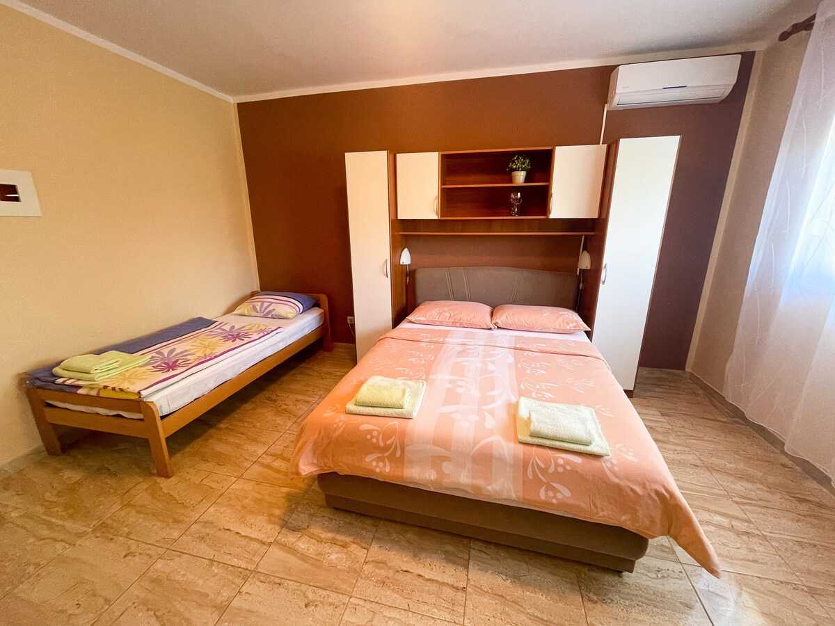 Apartman Combaj 3