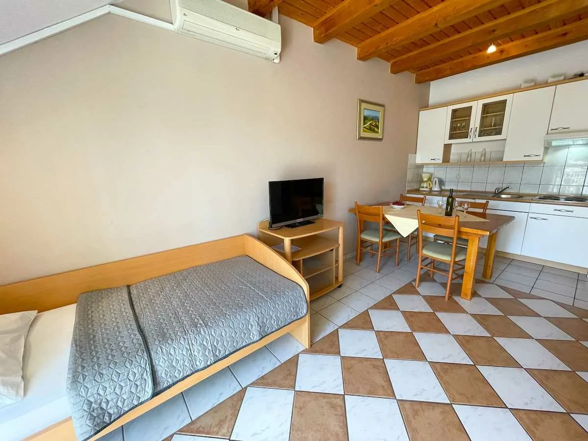 Villa Ljiljana 8