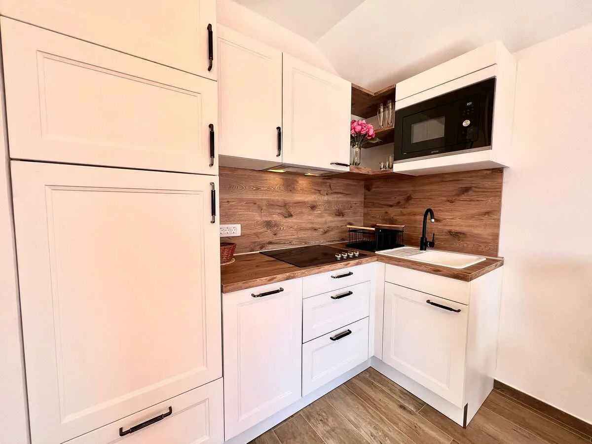 Apartment Kira 4