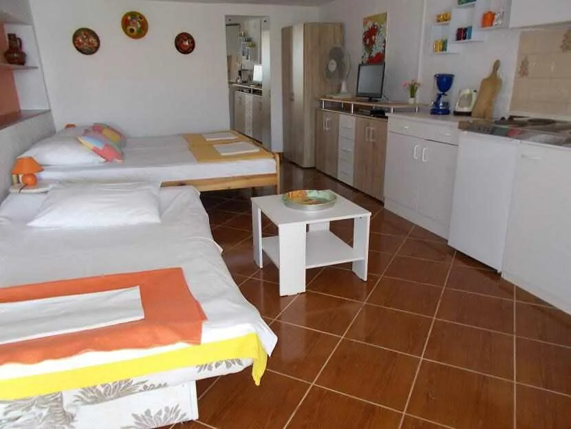 Apartments Azoa 3