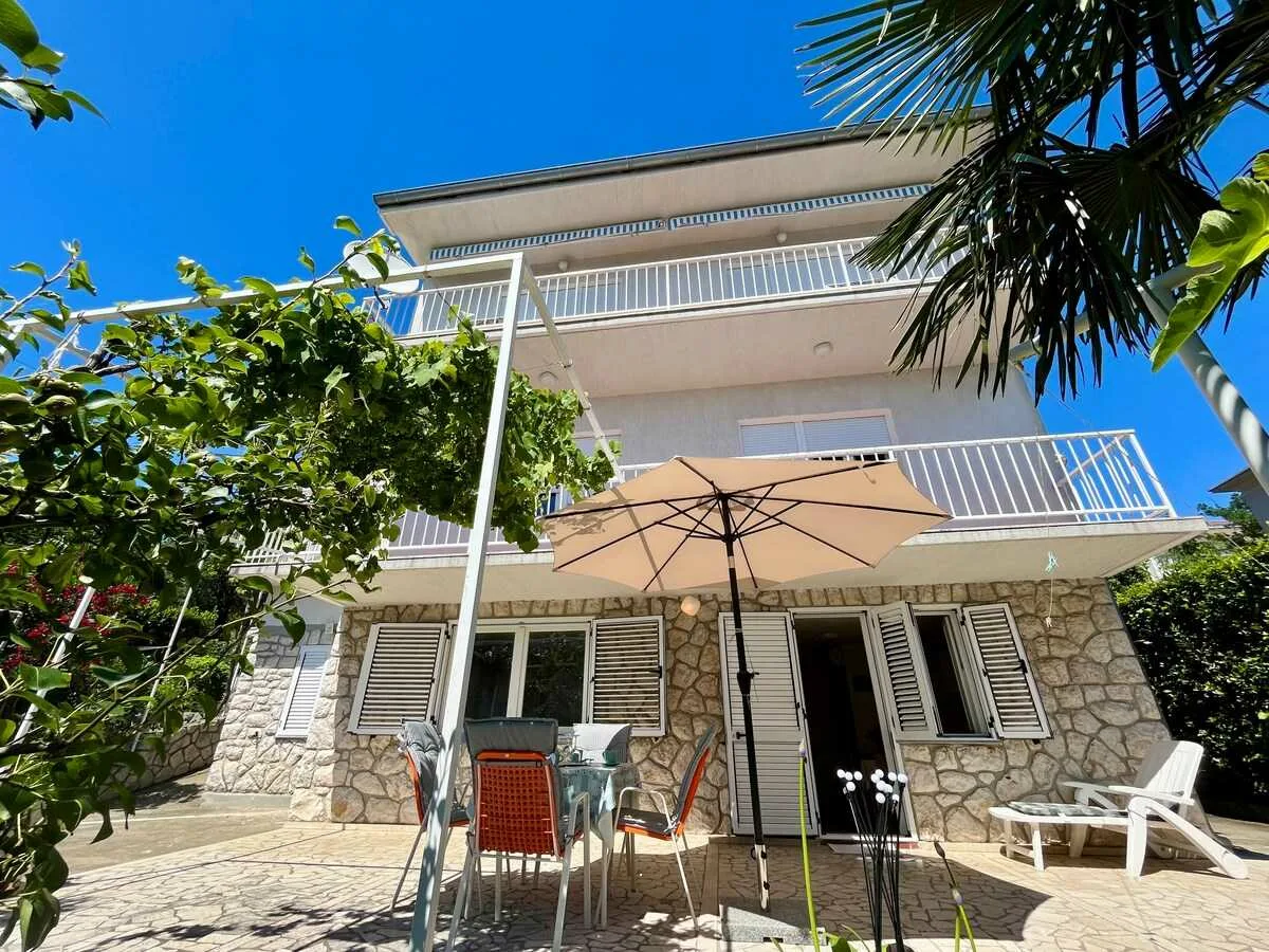 Apartman Mona 2
