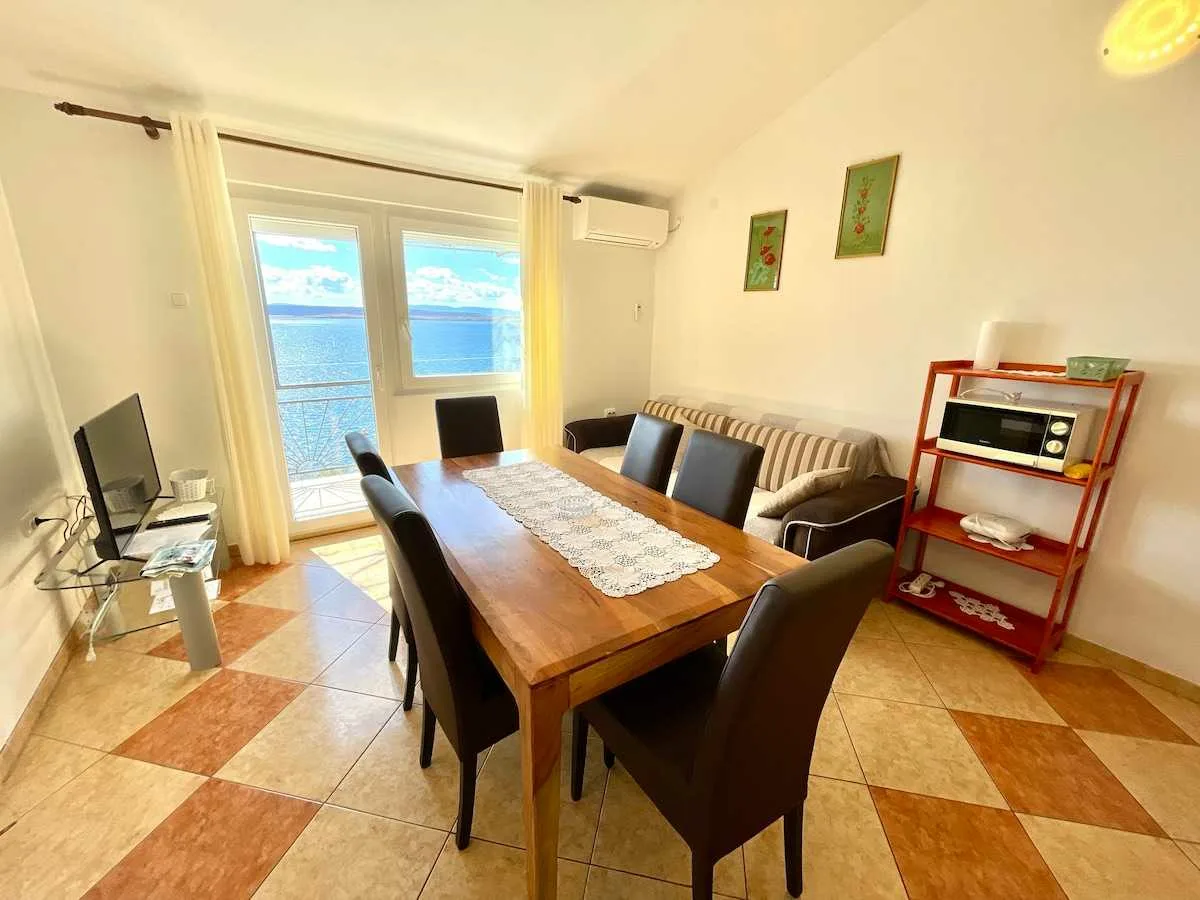 Apartment Mare 1