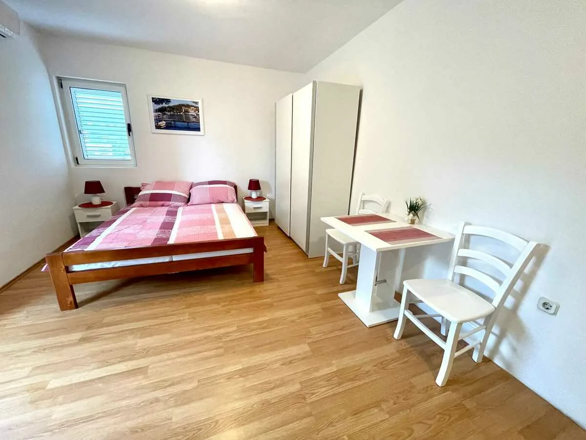 Studio Apartment Julie 1