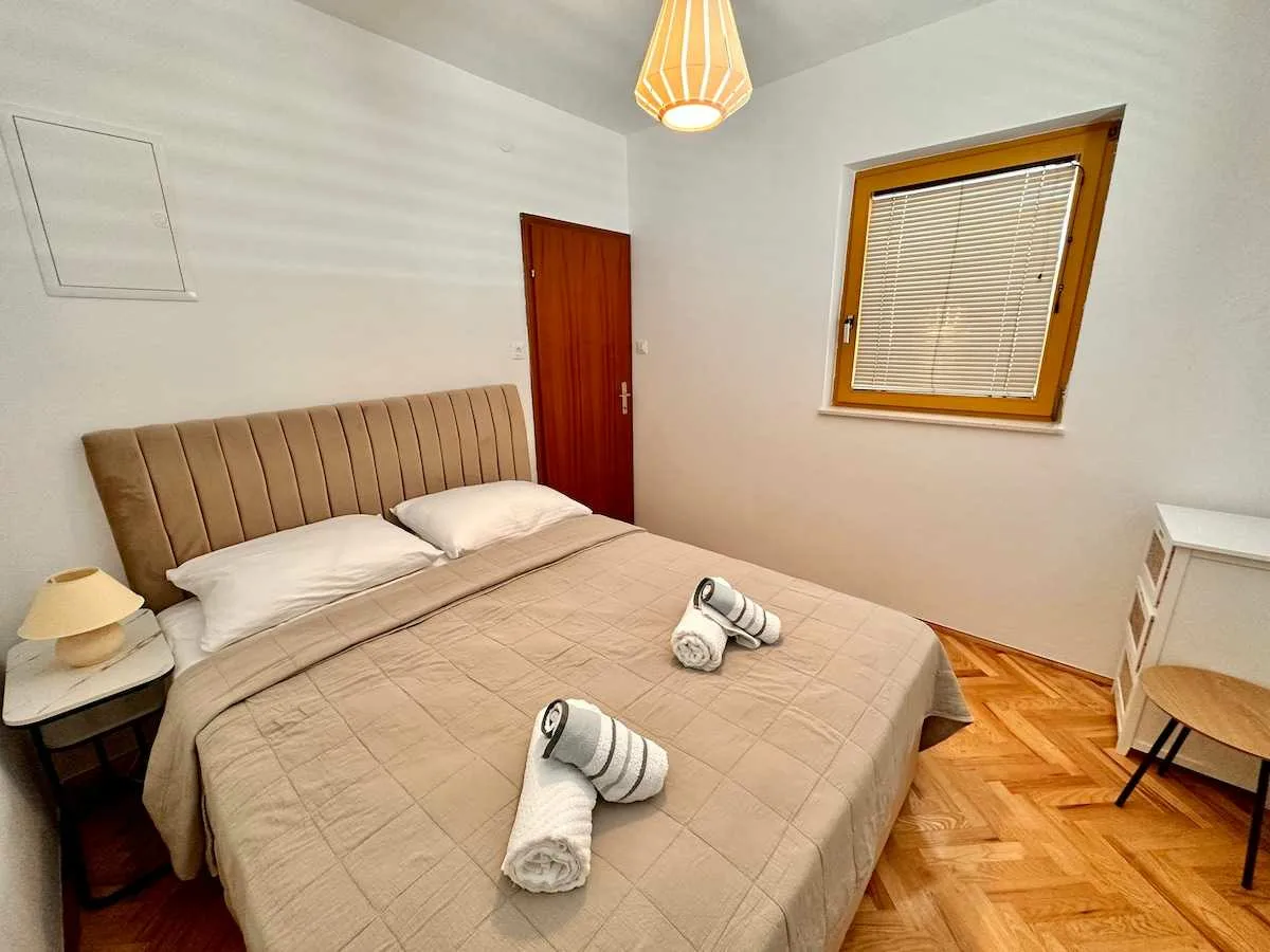 Thumbnail 13